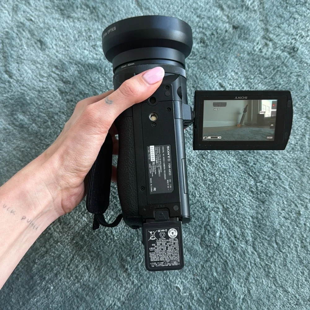 Sony Black Video Camcorder Sony FDRAX53/B 4K HD  with Zoom Lens